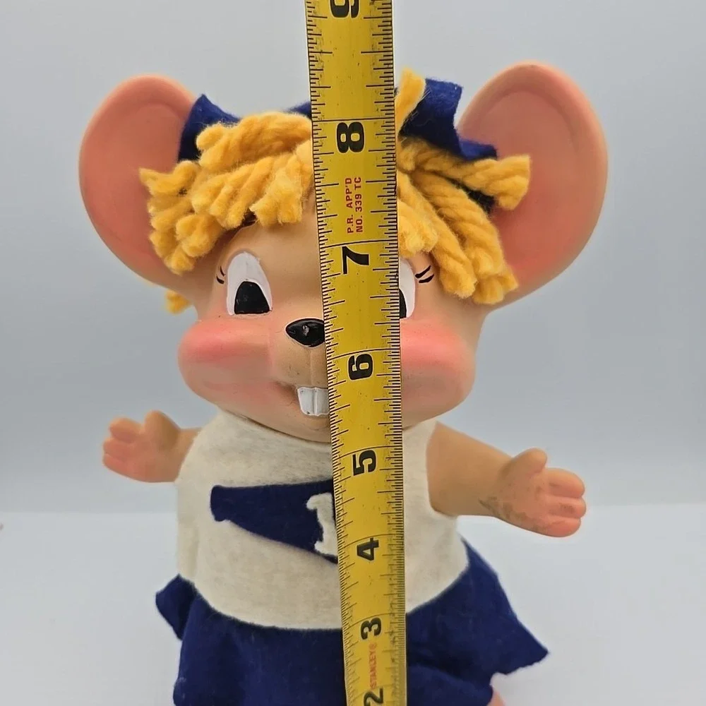 VINTAGE 1970 MOUSE BANK BIG‎ EARs CHEERLEADER